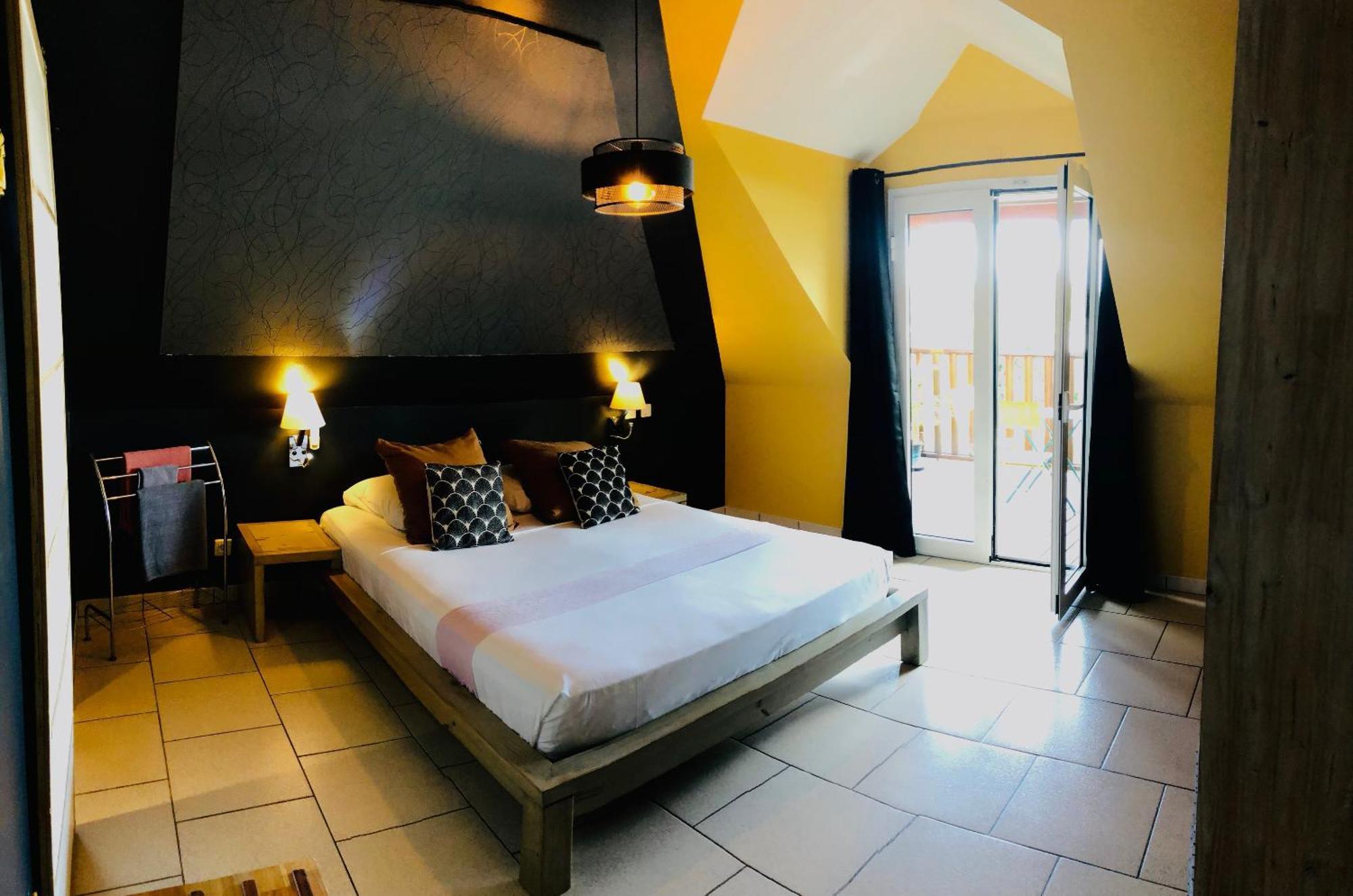 Hotel Les Bougainvilliers Saint-Gilles-les Bains Esterno foto